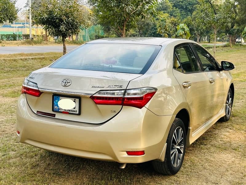 Toyota Corolla Altis 2018 4