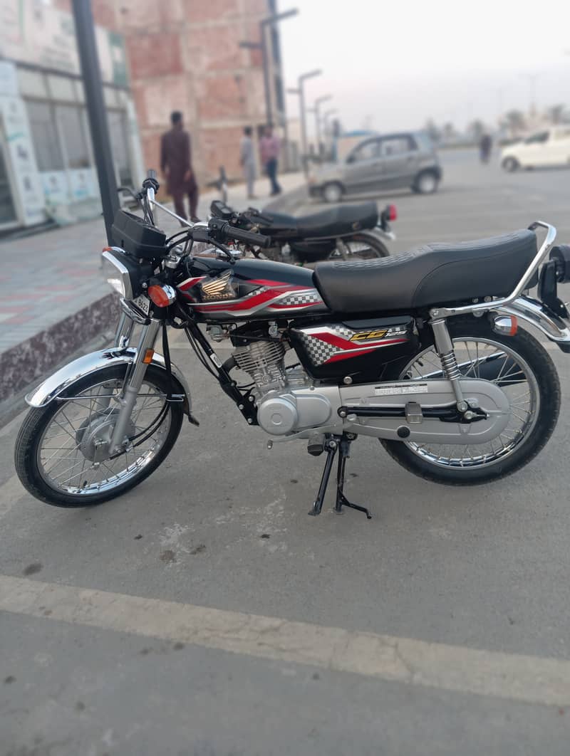 Honda CG 125 2024 1