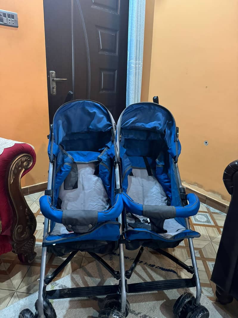 Baby Staller/ Baby Pram / Twin Baby staller / staller for 2 kids 4