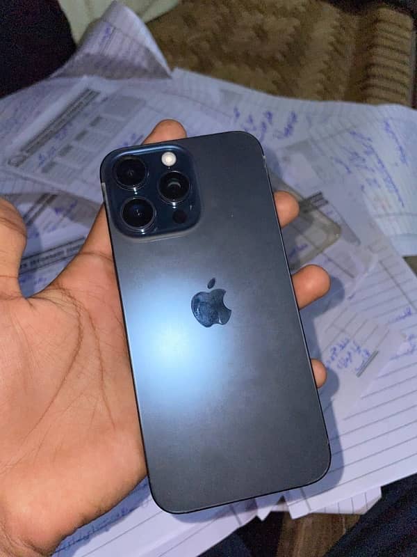 Iphone 15 pro max 256gb factory Unlock 4