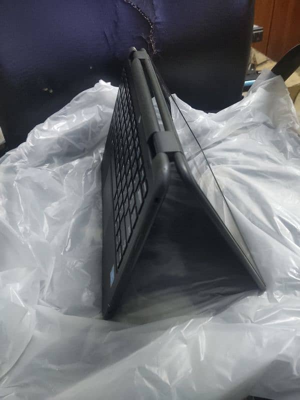 Dell latitude 3190 laptop touch & folding screen 3