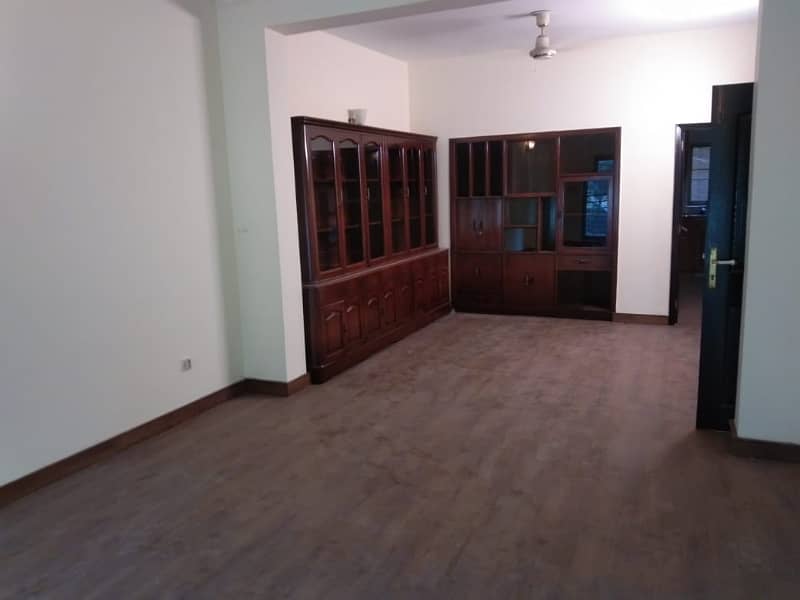 Prime Location House Is Available For rent In Gulberg 11