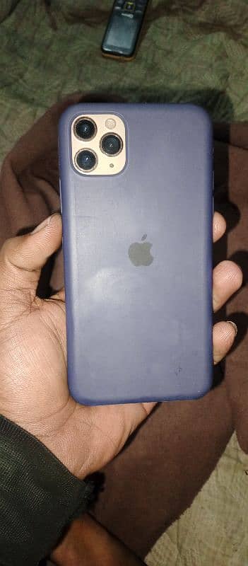 I phone 11 pro max pnl gx face id ok ha fu unlock ha 6