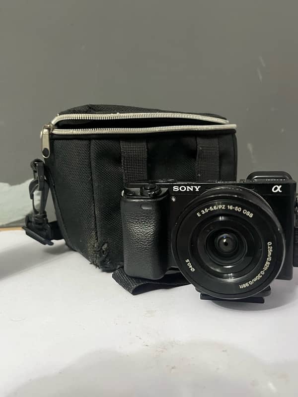 Sony A6000 with Kit lens (Dummy battery and 64GB card for free) 5