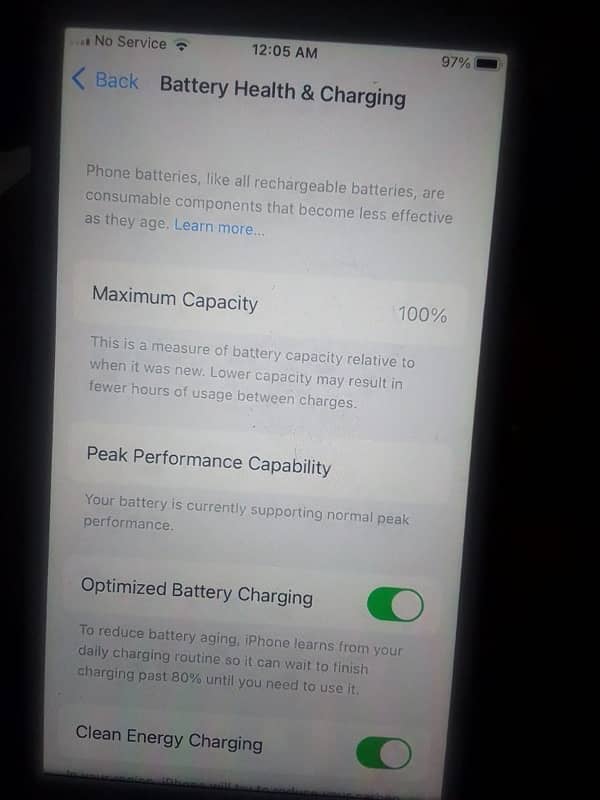 iphone:8 Storage:64 By pass  Finger print ok  Battery health 100 2