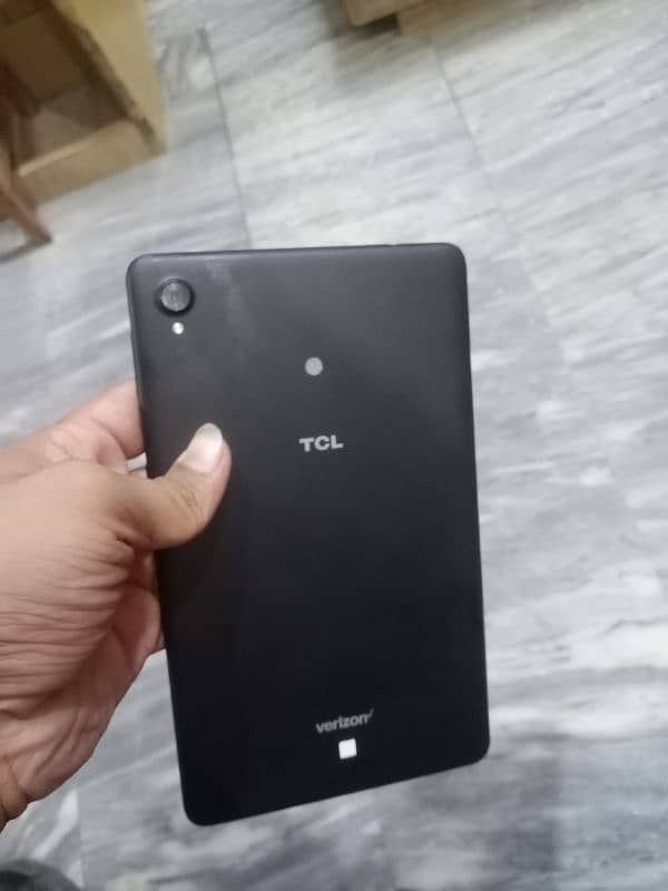 Tcl 9048s 2