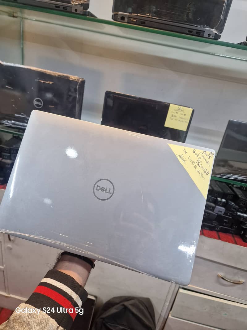 Dell  Laptop || 11th gen || 16GB RAM || 256GB SSD || Corei5 ||Warranty 10