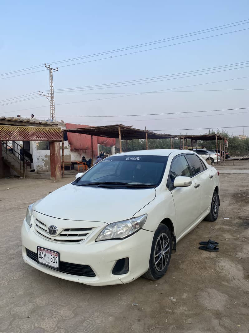 Toyota Corolla XLI 2013 3