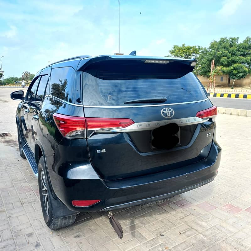 Toyota Fortuner Sigma 2018 2.8 3