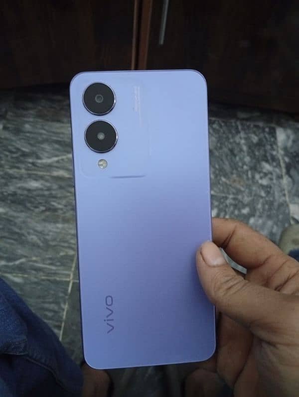 vivo y17s 3