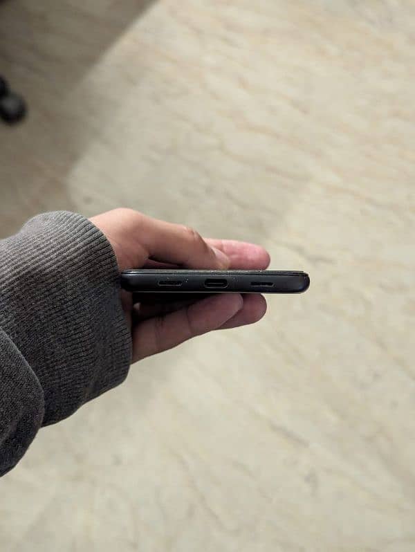 Google Pixel 4a5g 10/10 Condition 4