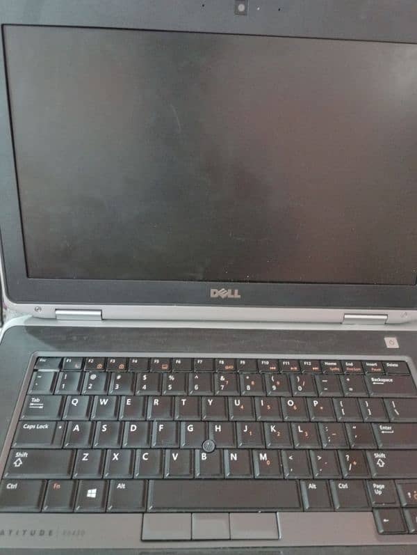 Dell latitude E6430 core i5 3rd gen 9cell battery good condition 3