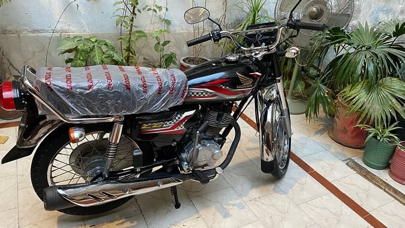 Honda Cg 125 2024 All punjab Biometric Available 7