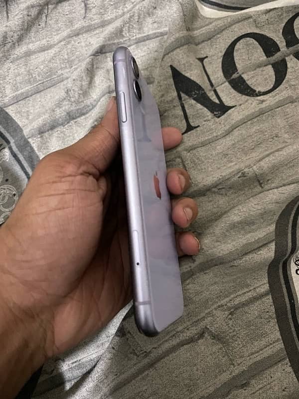 iPhone 11 128gb 4