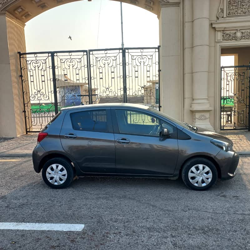 Toyota Vitz 2014 2