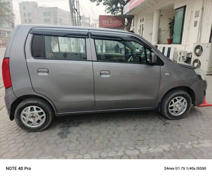 Suzuki Wagon R 2018 1