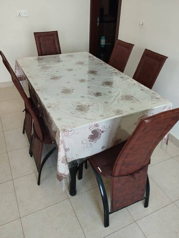 6 Seater Dining Table - Glass Top - Iron Rod 0