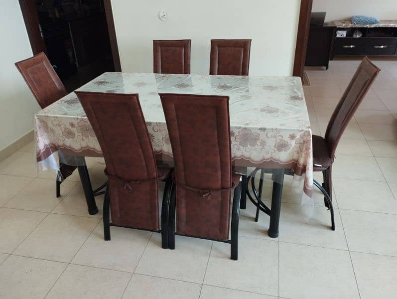 6 Seater Dining Table - Glass Top - Iron Rod 1