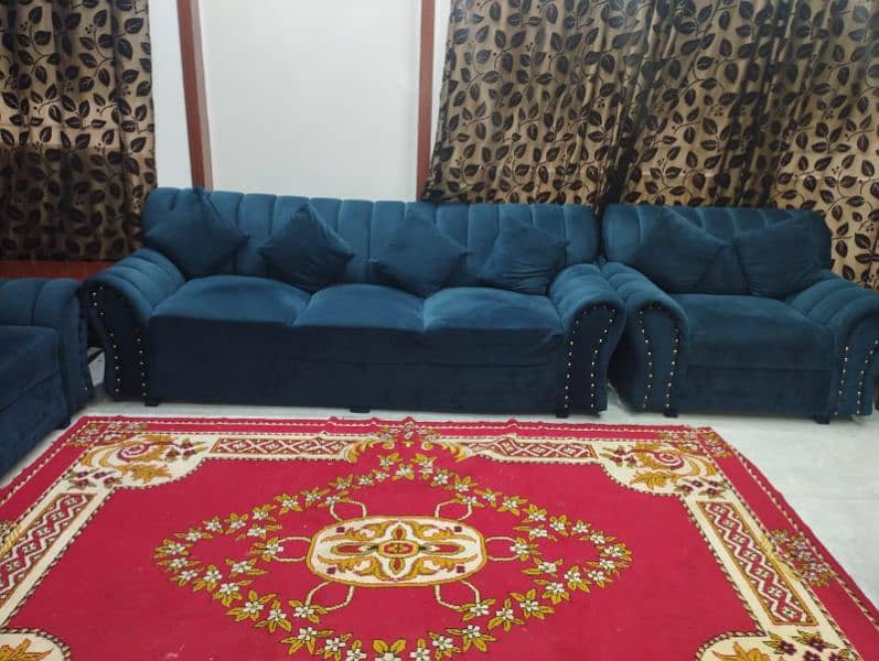 7 seater sofa set. 2