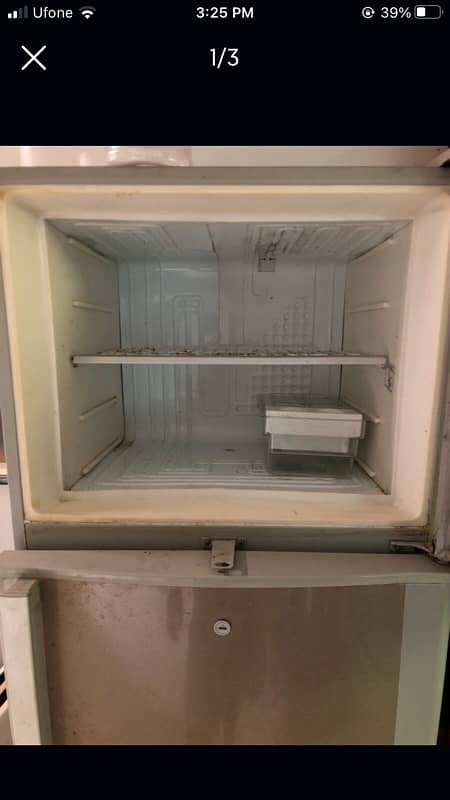 Dawlance Full size Fride w Freezer 1