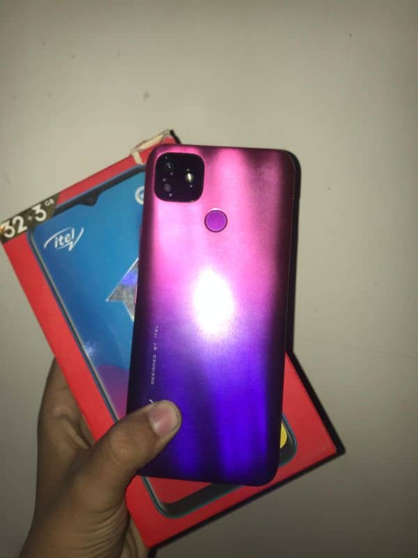 Itel Version 1 Pro 3/32 With box 0