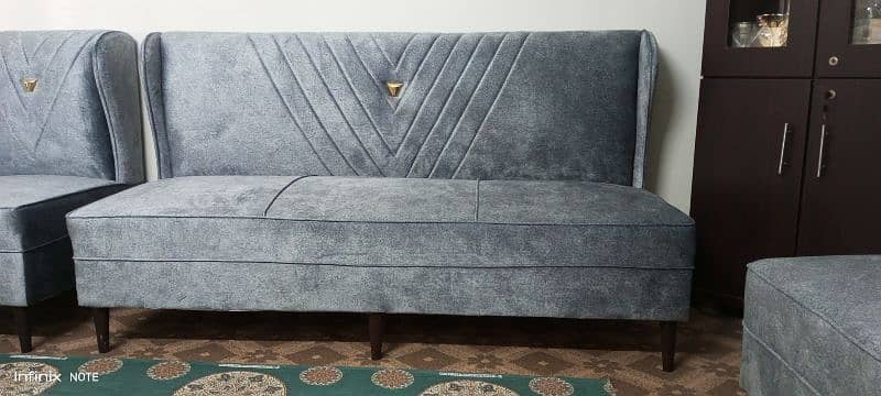 5 Seater sofa set. 8