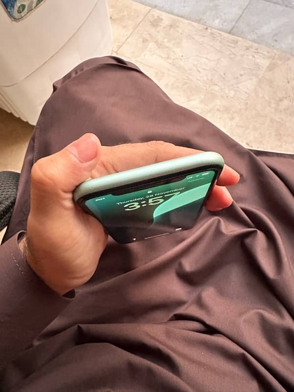 iPhone 11 - 128GB (PTA Approved) Condition 4