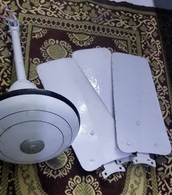 9 Used Ceiling Fans for Sale 1