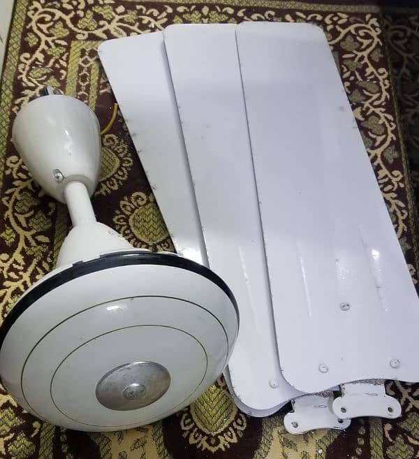 9 Used Ceiling Fans for Sale 3