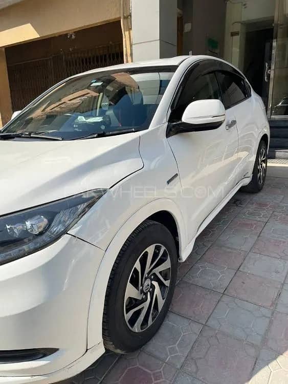 Honda Vezel Hybrid X 2015 5