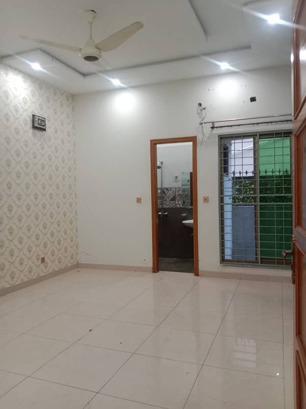 10Marla Like Brand new House in Dha Phase 8 For rent Direct approach to ring road and Allama iqbal air port 0