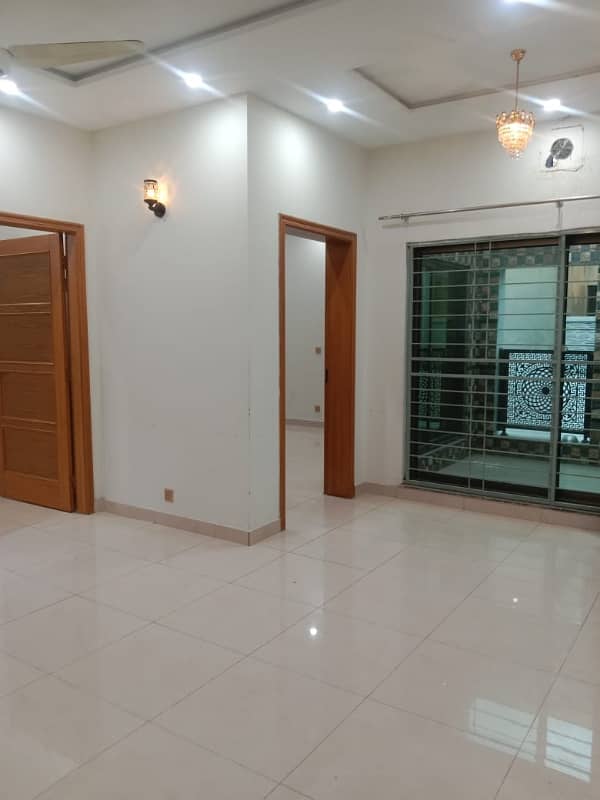 10Marla Like Brand new House in Dha Phase 8 For rent Direct approach to ring road and Allama iqbal air port 11