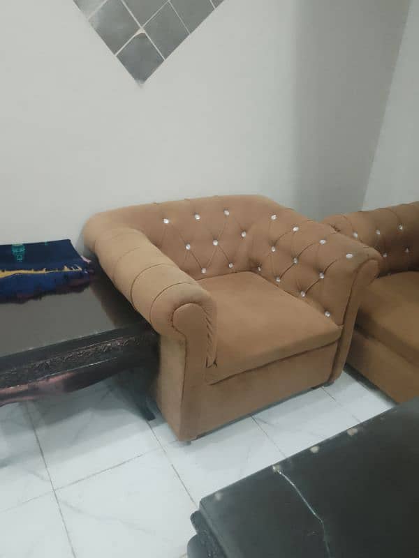 selling sofa's 1