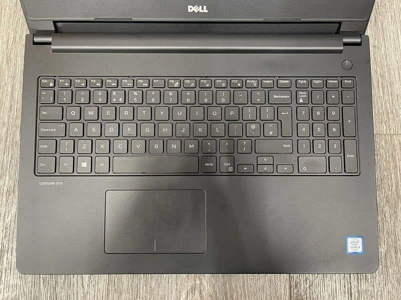 Dell latitude 3570 0