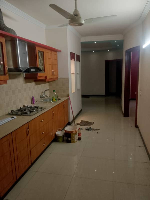 1 Kanal Beautiful House Available For Sale DHA Phase 3 7