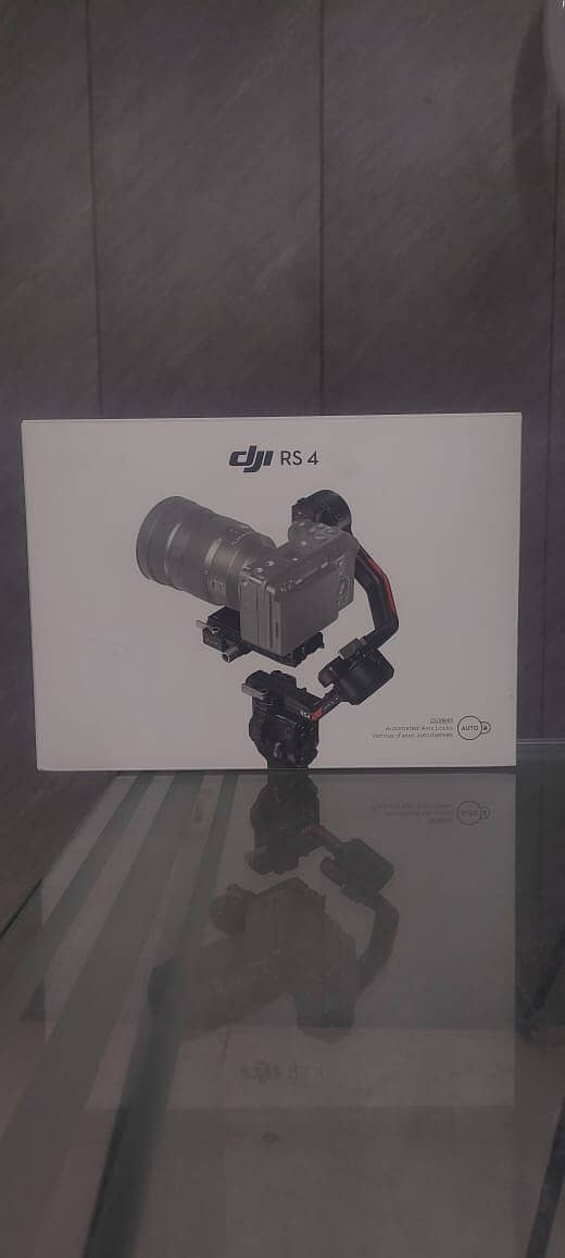 DJI RS 4 PRO camera gimbal / mirror less camera gimble 2