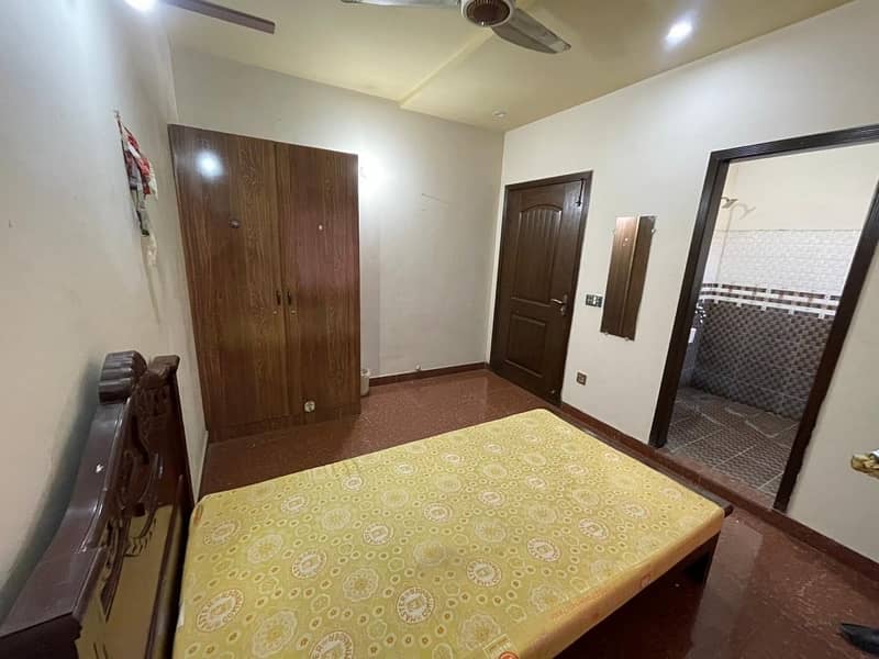 Somia Girls Hostel - College Road Township Near UOE, Minhaj and UMT 0