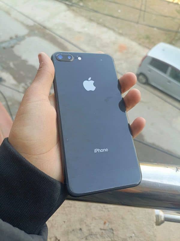 Iphone 8 plus 1