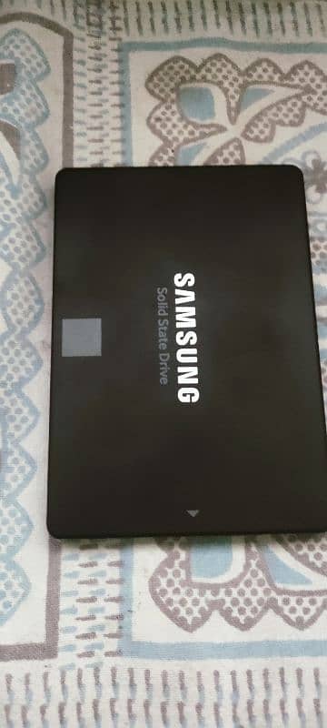 Samsung 870 evo 500GB SSD 0