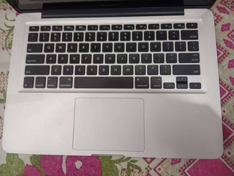 Macbook Pro 12-13 1