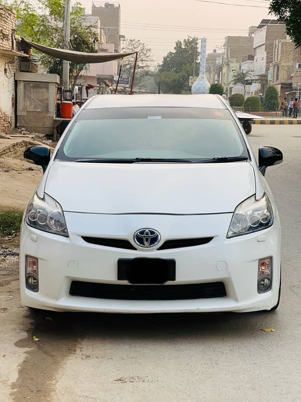 Toyota Prius 2013 1