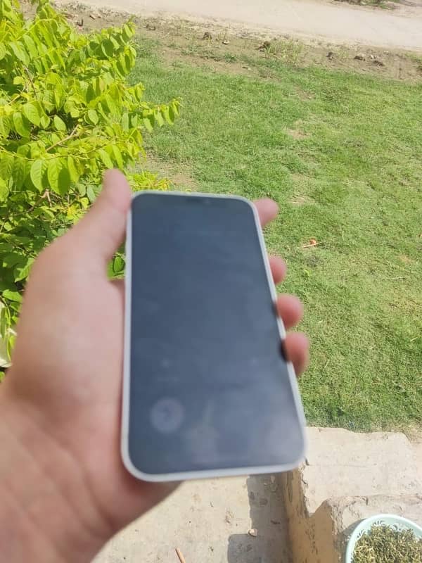 i phone 12 Mini Factory Unlocked 3