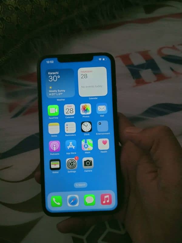 I phone Xs Max Non PTA 64 2