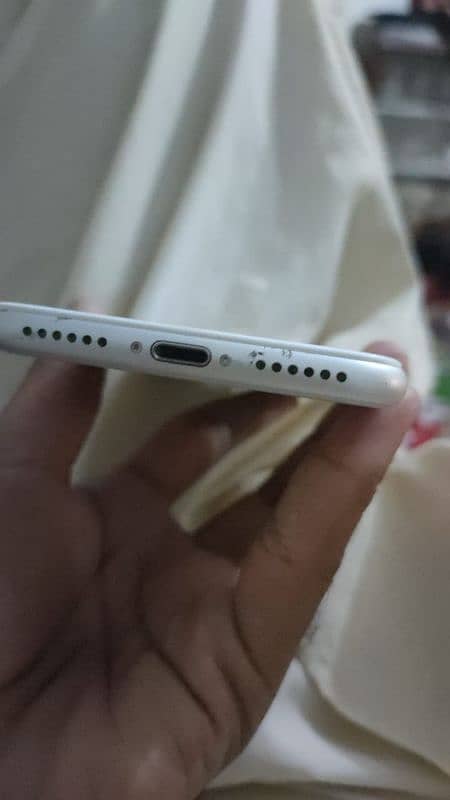 Iphone 8 256gb White color only For Wifi Users 9/10 Condition 4