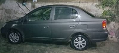 Toyota Platz 2004