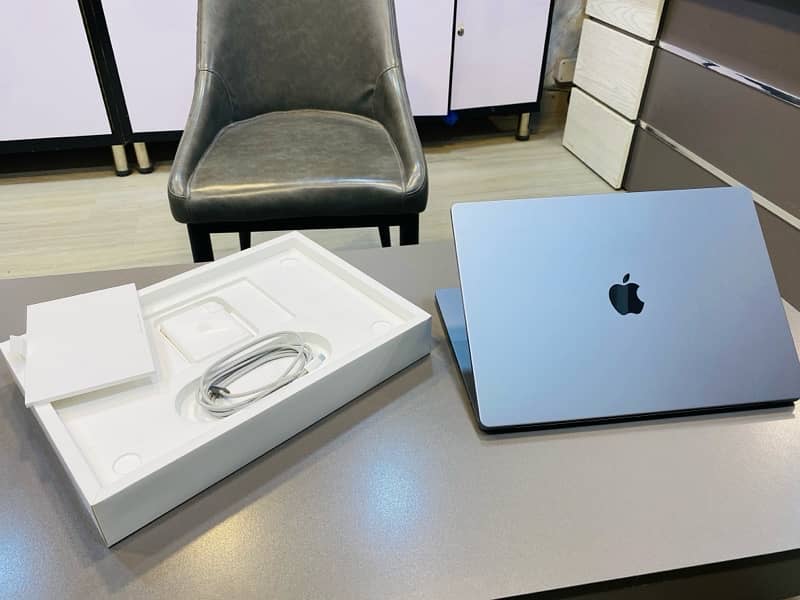 16 inch MacBook Pro M2 -2023 5