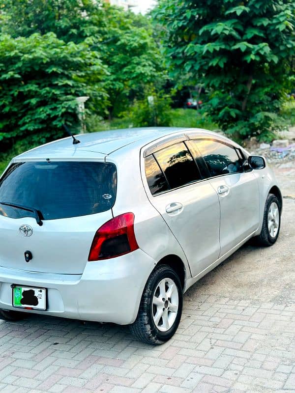 Toyota Vitz 2007 3