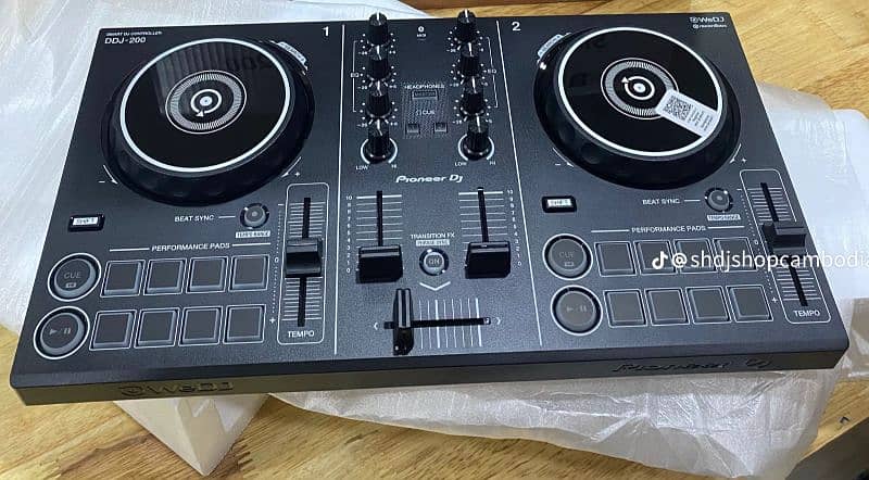 pioneer DDj 200 controller use 1 month 0