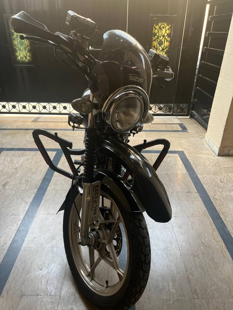 Suzuki GS 150 SE - 2022 Model | Black | 18,500 km 0