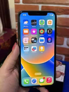 iPhone 11 Pro max 256 gb 03241196127 my whatsapp number